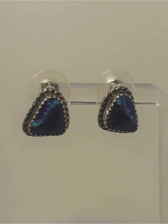 Jewelry - Vintage Sterling Silver Triangle Stud Earrings